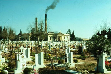 The famous Cemetary La Chacarita
Todd  Stevenson
21 Sep 2002