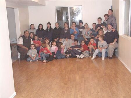 Elderes Lattanzio, stratford, Rushton y
Herrera con sus respectivas familias.(22 de noviembre de 2003)
Rob Jamieson
25 Nov 2003