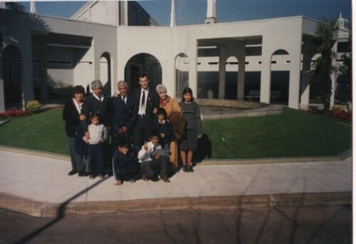 The campero family went to the temple 2001
Philip Larkin Waters
23 Aug 2011