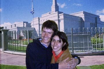 LA FOTO DE MI NOVIA Y YO EN EL TEMPLO DE MONTEVIDEO URUGUAY
Diego Federico TORRES PAULENKO
27 Sep 2004