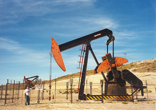 One of the thousands (millions?) of oil pumps in Southern Argentina.  This one is outside of Comodoro Rivadavia
Jacob Stewart Tripp
03 Mar 2005