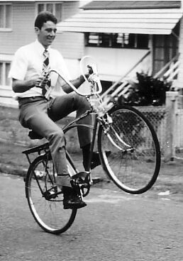 1976 - Elder Oakden on his bike.
Ronald A Lyons
10 Jul 2005
