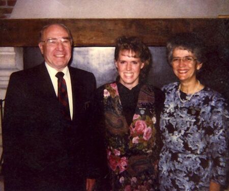 Soeur Berg with Pres & Sister Roueche
mary kathleen schade
10 Mar 2010