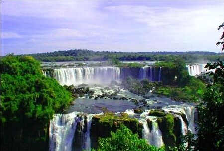 Iguaçu Falls.
Brandon Barrick and Jouber Calixto
20 Apr 2003