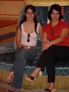 Sister Oliveira e Denise Las Vegas (Passeio com a Família)
Sebastiao L de Oliveira
17 Feb 2004