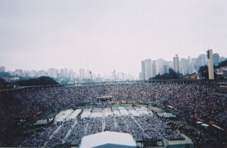 Celebração no estádio do Pacaembu.
Jouber  Calixto
05 Mar 2004