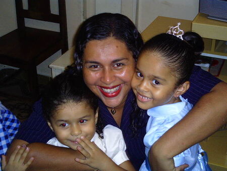 eu e minhas filhas
Rosicléia Gomes de Albuquerque
25 Jul 2008