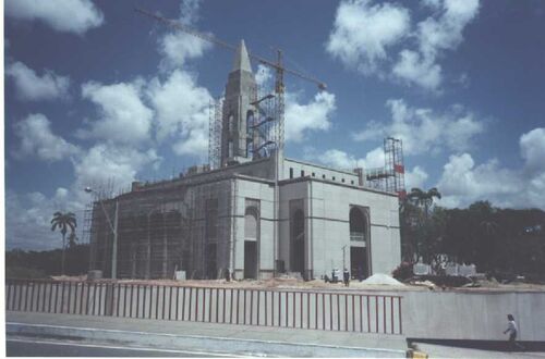 Recife Temple Construction
Greg Dunn
18 Dec 2001