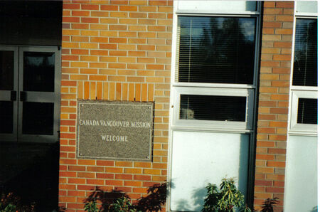The Mission home sign in Richmond BC
David  Williams
03 Jul 2004