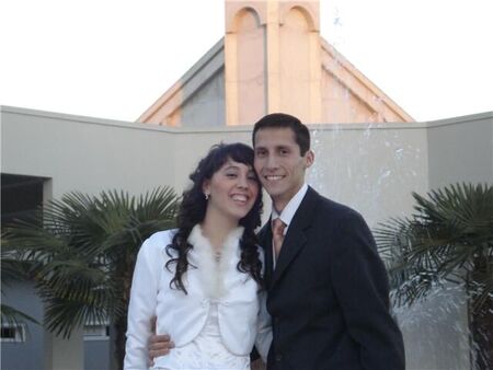 mi casamiento con Casandra Viola el 6- de Junio de 2008
roberto luis correa
03 Dec 2008
