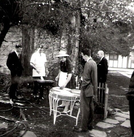 Sister Beecroft, Elder Tuttle, Elder Taylor turning burgers, Elder Ron Gill standing next to him and an unknown missionary. Late 1964.
Blaine Nay
27 Nov 2006