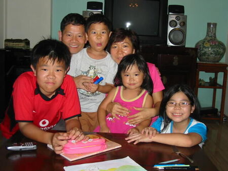 My family picture taken in March 2004
Malcolm Kow Wa Wu
12 May 2006