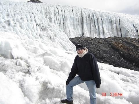 Disfrutando de las vacaciones en el nevado Pastoruri
Leonardo Manuel Forero Aranda
13 Dec 2005