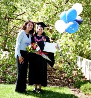 Sis. Abrantes' graduation at BYU with Sis. Salinas
ana sofia abrantes
17 Sep 2004