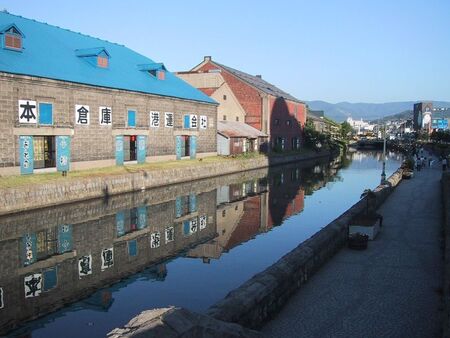 Taken while taking a walk around Otaru during Spring 2002.
Zed Junichiro Kato
08 Dec 2002