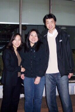 Here's a picture of Sung Ji Hee, myself, and Yi Ji Yeol.
Griena 