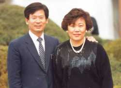 Mu Kwang Hong 