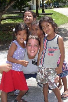 Sister Murley and children on Majuro
Michelle Murley
07 Nov 2006