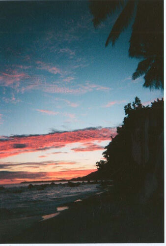 Kosrae Utwe Sunset
Jeff T Robrecht
11 Dec 2003