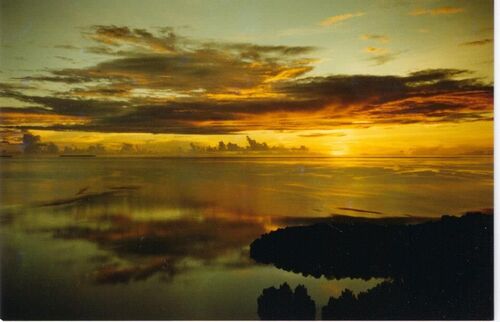 Pohnpei sunset
Ryan Allen Saunders
05 Feb 2013