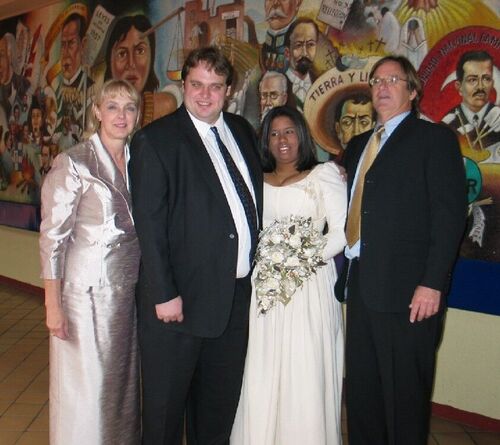 our wedding
Aaron Lynn Eddington
04 Mar 2004