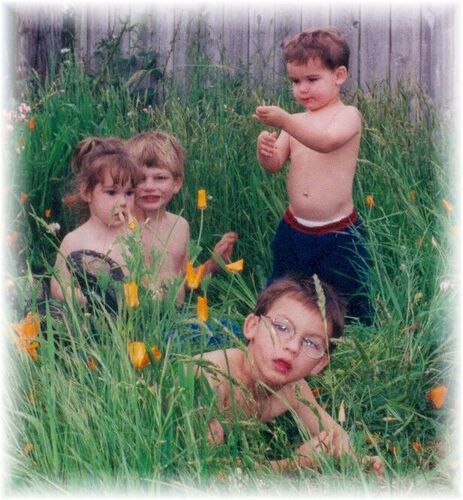 these are my four children, Jeffry 6, Harrison 4, Gillian 3 and Jacob 2.
Christine Anne Simmons
10 Jun 2005