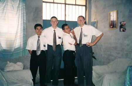 Elder lopez, Elder Rait, Elder Elder Adam, Elder Nuñez
gerardo manuel  nuñez ibaceta
27 Dec 2006