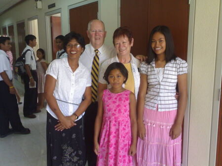 W/ Pres. & Sis. Snow
Jane Garcia Cadlaon
14 Apr 2009