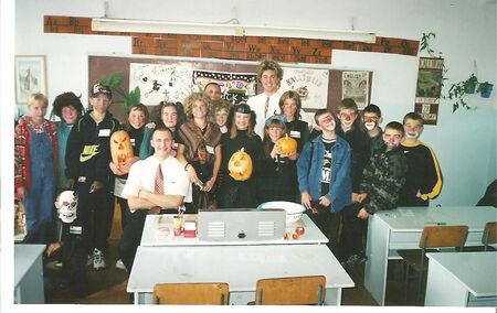 Halloween in English class
Michael and Katie Southam
24 Oct 2007