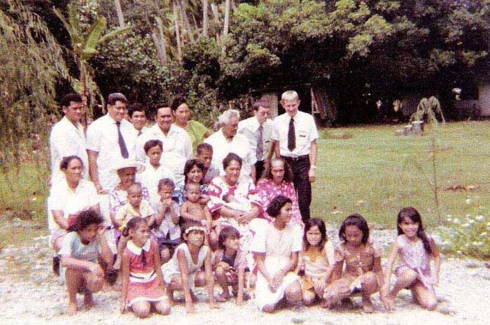 The Members that came to Church at the Branch at Fare Huahine May 1977. Elder Bill Athey and Elder Scott Adair. The last one I sent was too small
Scott P. Adair
03 Dec 2008