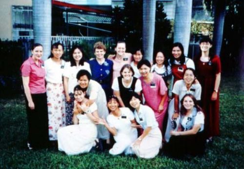 Sisters in Pingtung 1998
Karen Louise Thomas
09 Aug 2007