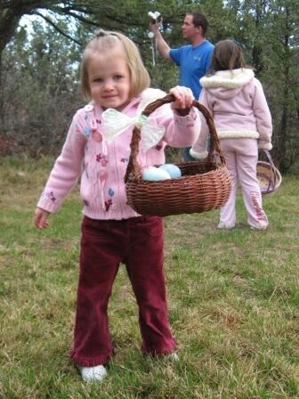 Adrey McEntire (Nate's daughter) during easter.
Nathan  McEntire
01 May 2007