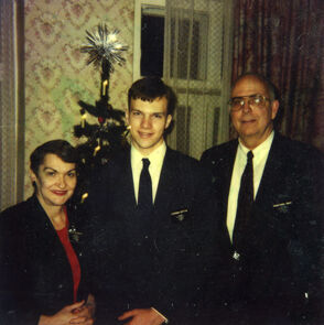 President and Sister Biddulph with Elder Rex Griffiths new missionary in first Kiev mission president apartment.
Rex  Griffiths
10 Apr 2005