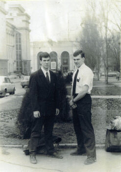 Elder Harris and Griffiths, Spring 1993 Donetsk zone conference, at that time Donetsk was part of Kiev mission.
Rex  Griffiths
10 Apr 2005