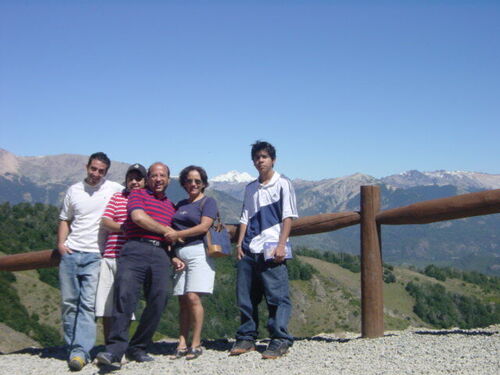 with my family
Rolando Miguel Balmaceda
05 Jan 2006