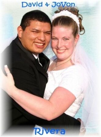 Me & my wife at the Mesa, Arizona Temple!
David Fermin Rivera
08 Nov 2005