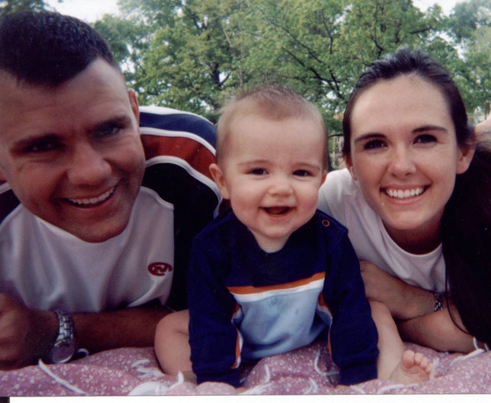 We are a CLOSE family.
Sam J. Hobi
21 Jun 2002