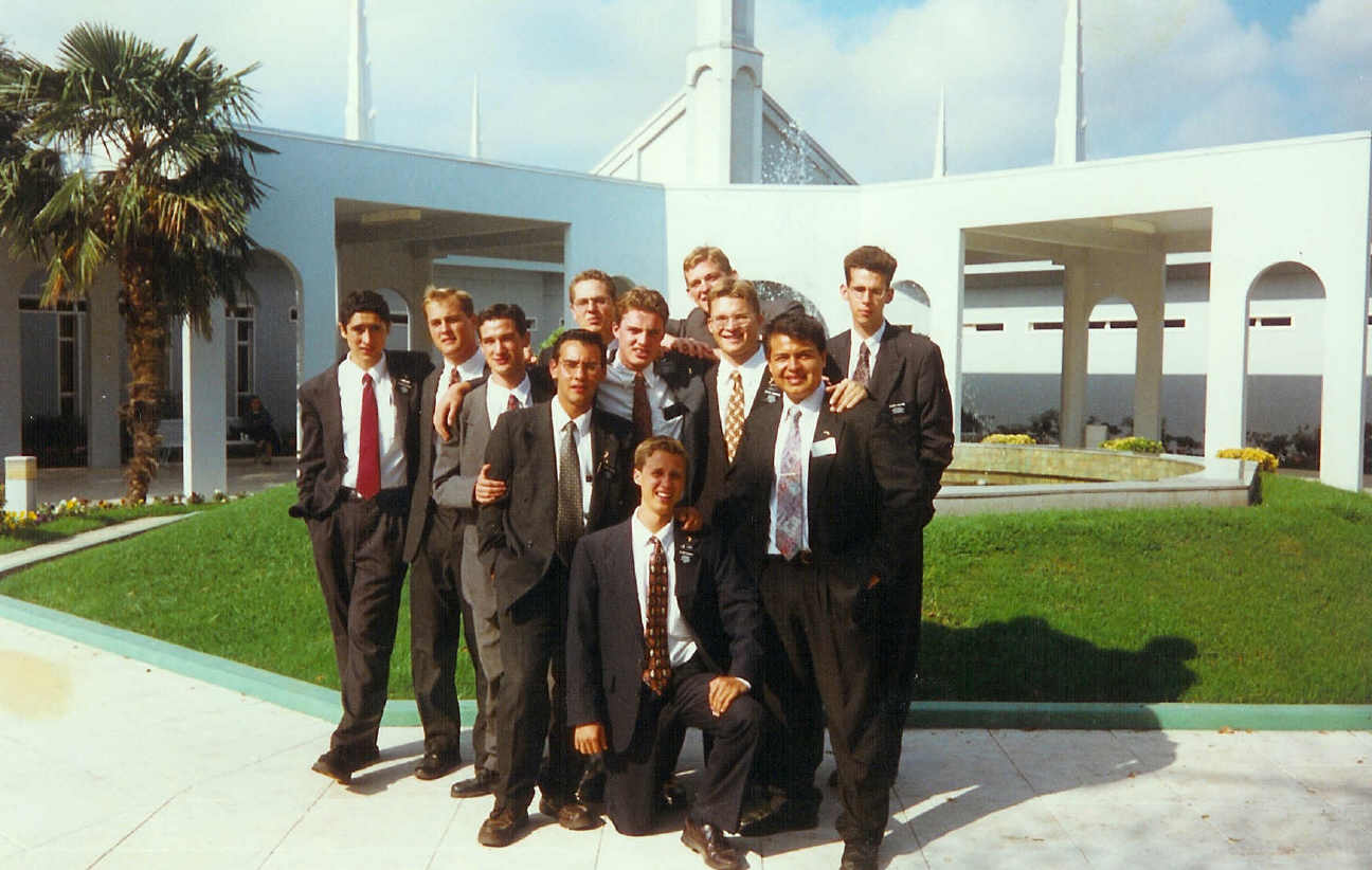 Zone Catan B, May 1997
Webmaster Team
18 Aug 2004