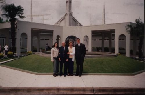 A family baptised in my first area, going to the temple
Matthew  Scott
11 Dec 2005