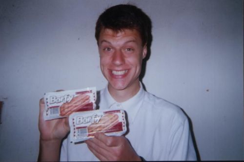 Barfy hot dogs... Yum!
Matthew  Scott
11 Dec 2005