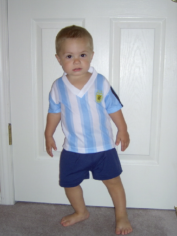Listo para la Copa Mundial 2006
VAMOS ARGENTINA!
Matthew  Wojnowski
11 Jun 2006