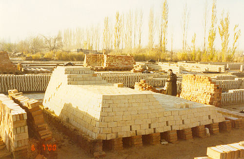 Elder Camelino in a brickyard in Allen, Rio Negro
Jacob Stewart Tripp
03 Mar 2005