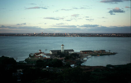 A view of Posadas, Misiones from across the river in Paraguay
David William Steadman
02 Sep 2002