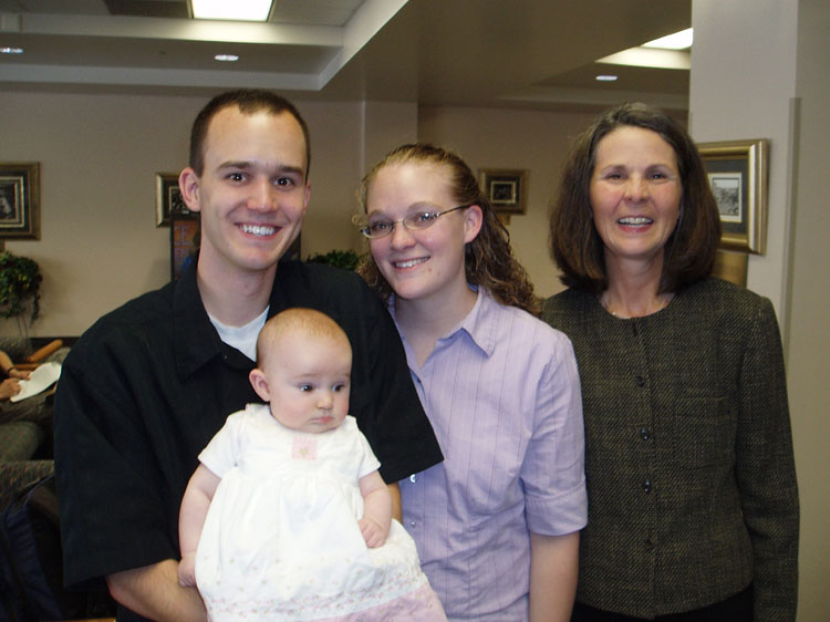 The Chambers Family at the Mini-Reunion
Nigel G. Wappett
04 Nov 2004