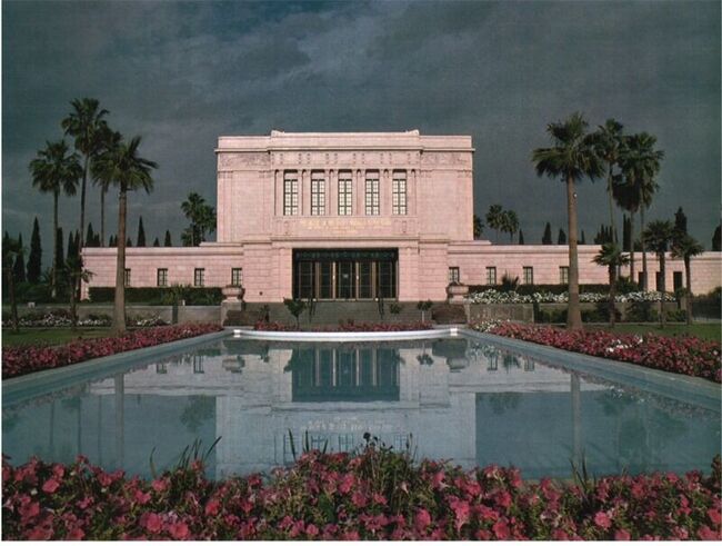 Beautiful picture of the Temple in Mesa.  This picture appeared in the Mission Annual for 1978.
Robert  Dodd
07 May 2003