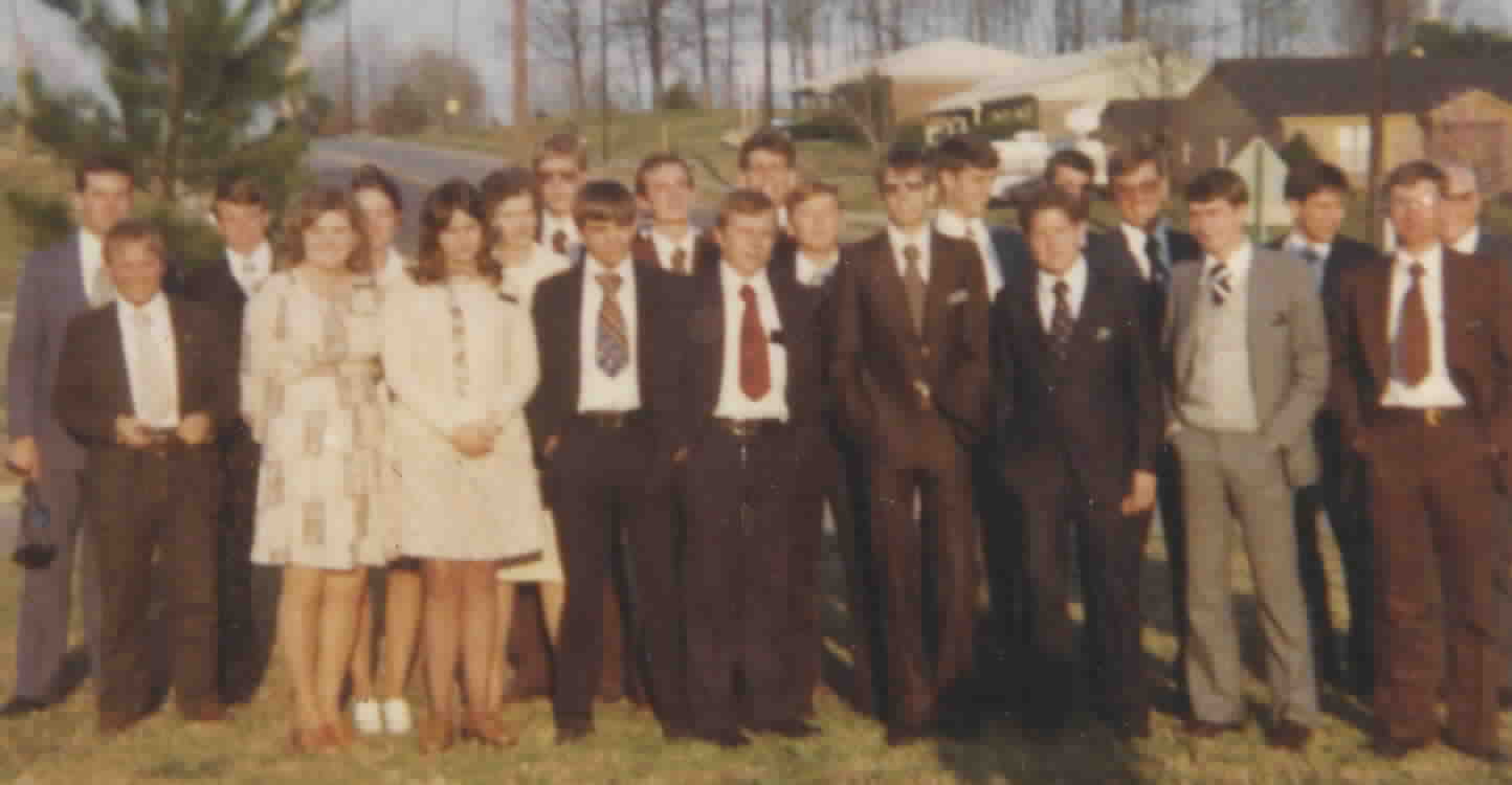 This one is quite blurry but you might be able to pick out a few familiar faces
Richard A Larsen
27 Jul 2003