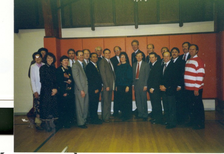 Alumni who were honorary pall bearers at President Richard's Funeral January 1995.
Ron Record
16 Aug 2004