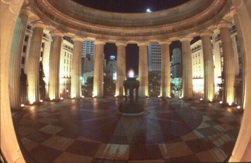 ANZAC Square downtown Brisbane ... 1978
Paul  Turley
22 Apr 2006