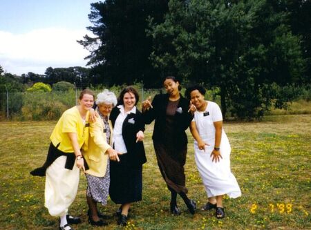 Sisters (Johnson) Hennis, Flitton, Donovan, Tilialo, and Aumua; pointing to what was the future temple site (it's built now), in Wanterna.
Nanette  Hennis
17 Nov 2003