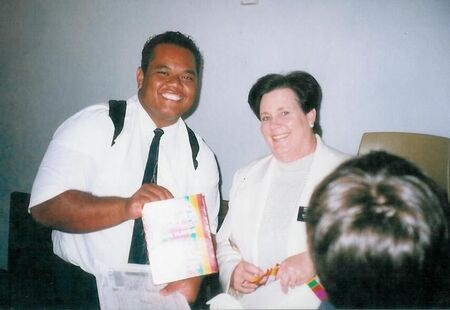 THE ONLY PERSON WHO BEAT ME IN ARM WRESTLE!!! SISTER HODSON...
Kaleti Coleman Fuimaono
01 Oct 2007
